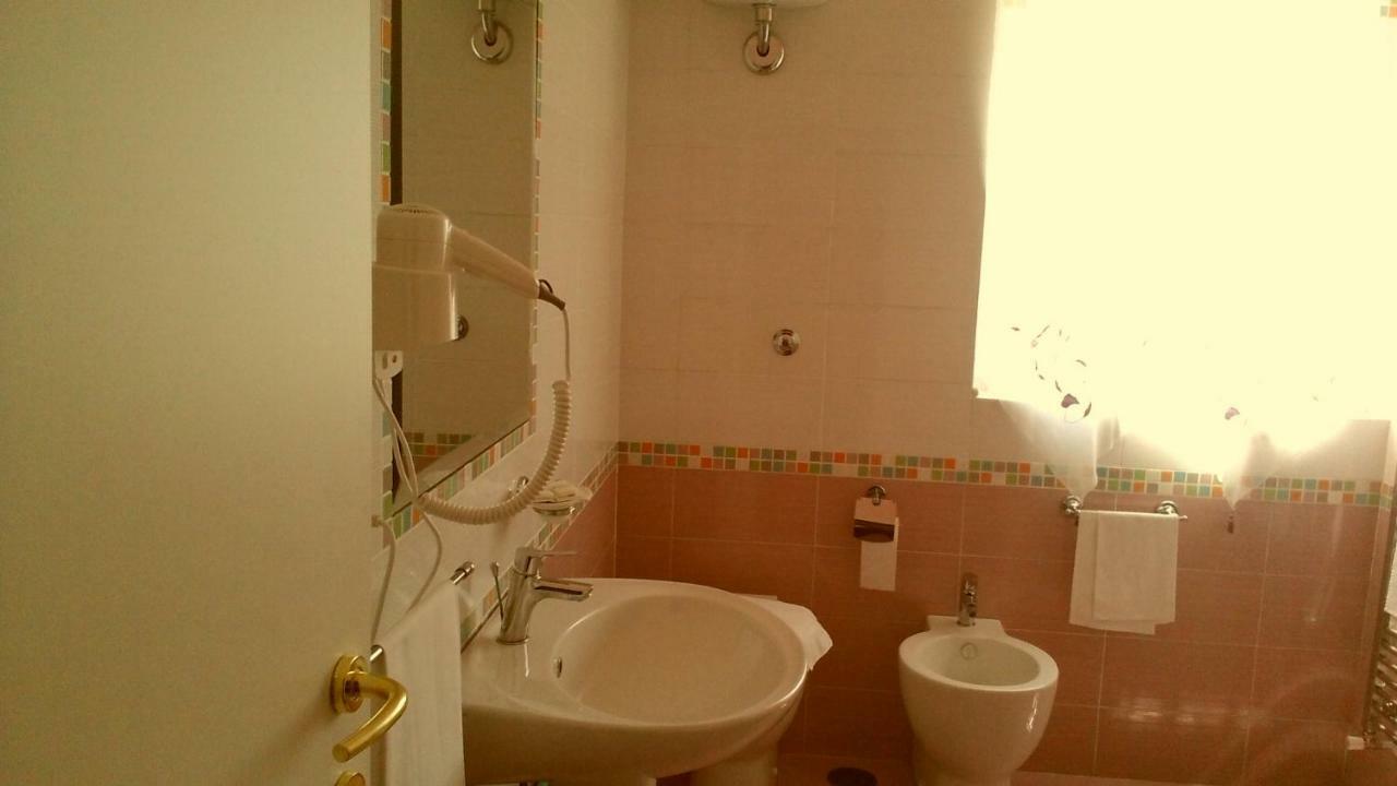 Locanda Del Principe Soriano nel Cimino Luaran gambar